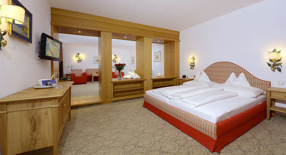 Hotel Ulli Zuers Luaran gambar